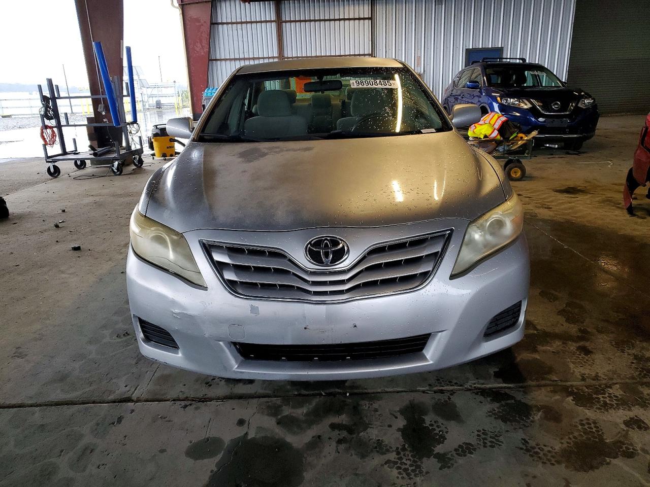 2011 TOYOTA CAMRY BASE photo 5