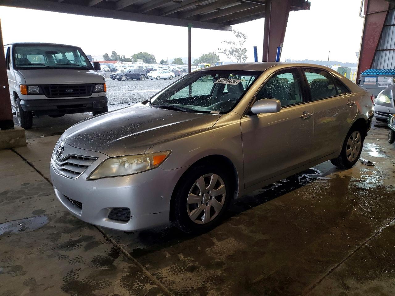 2011 TOYOTA CAMRY