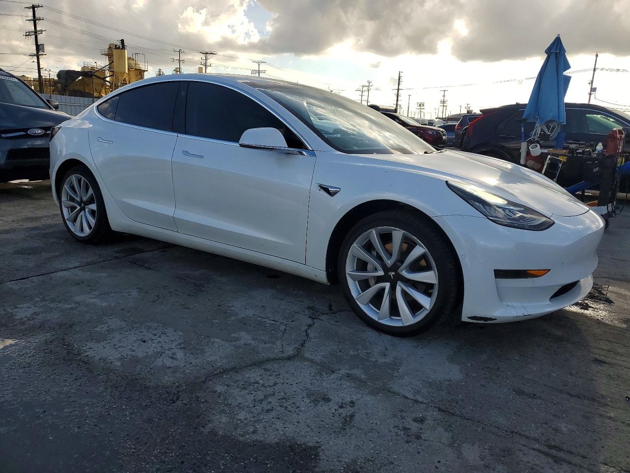 2020 TESLA MODEL 3 photo 4