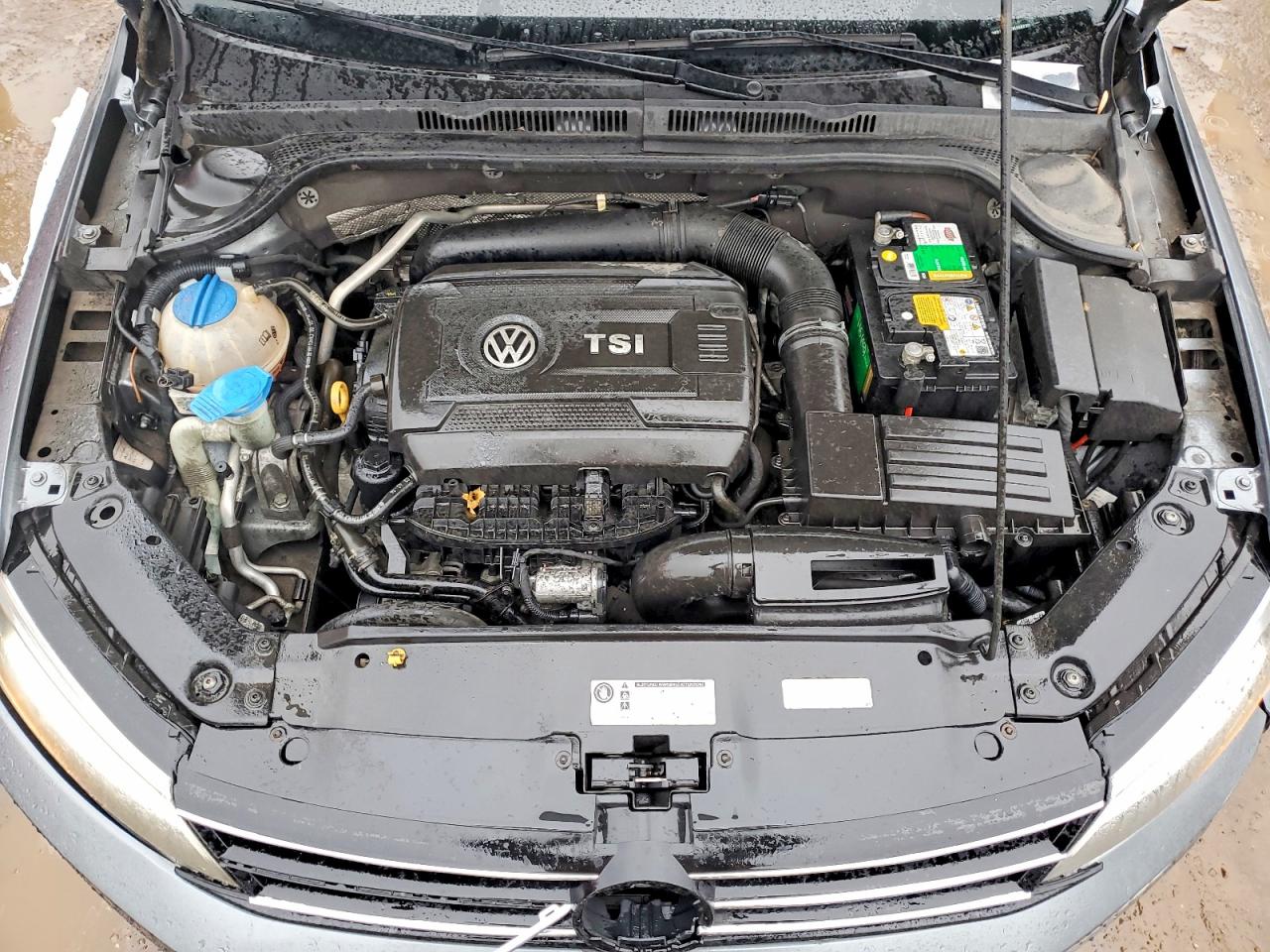 2015 VOLKSWAGEN JETTA SE photo 11