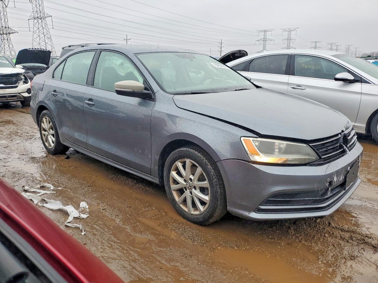 2015 VOLKSWAGEN JETTA SE photo 4