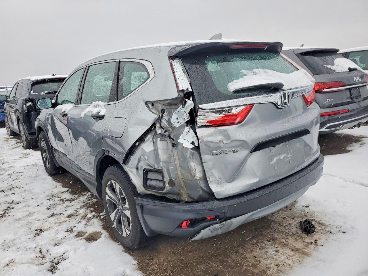 2017 HONDA CR-V LX photo 3