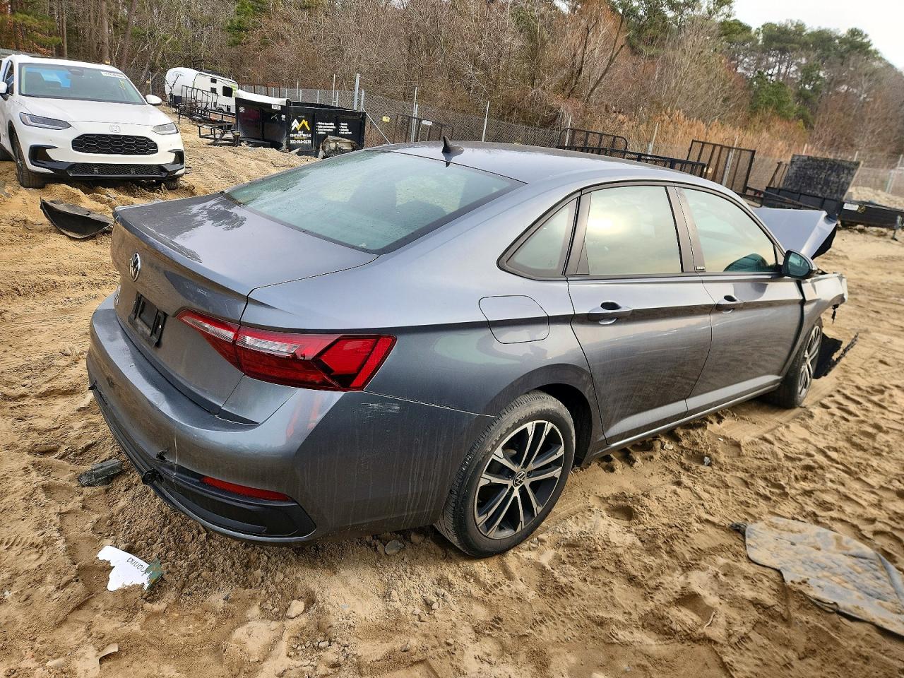2023 VOLKSWAGEN JETTA SPORT photo 3