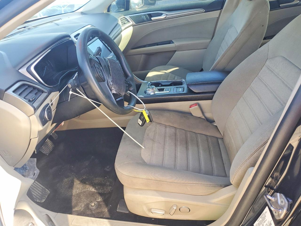 2020 FORD FUSION SE photo 7