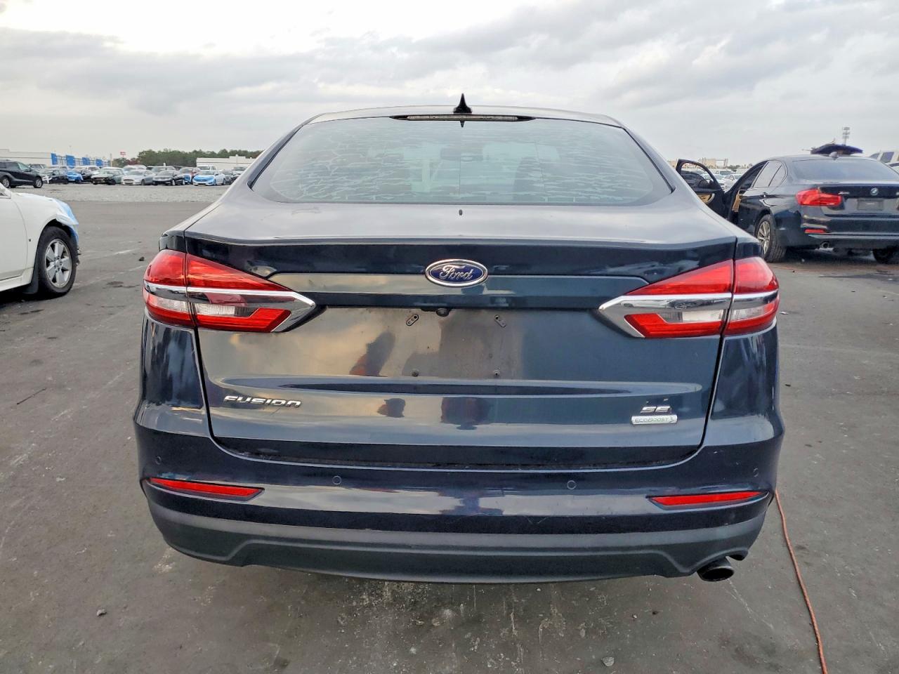 2020 FORD FUSION SE photo 6