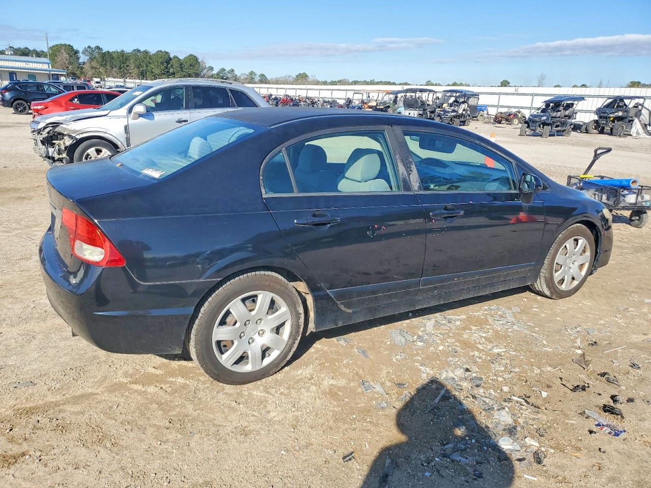 2010 HONDA CIVIC LX photo 3