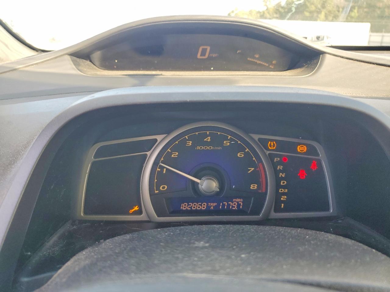 2010 HONDA CIVIC LX photo 9