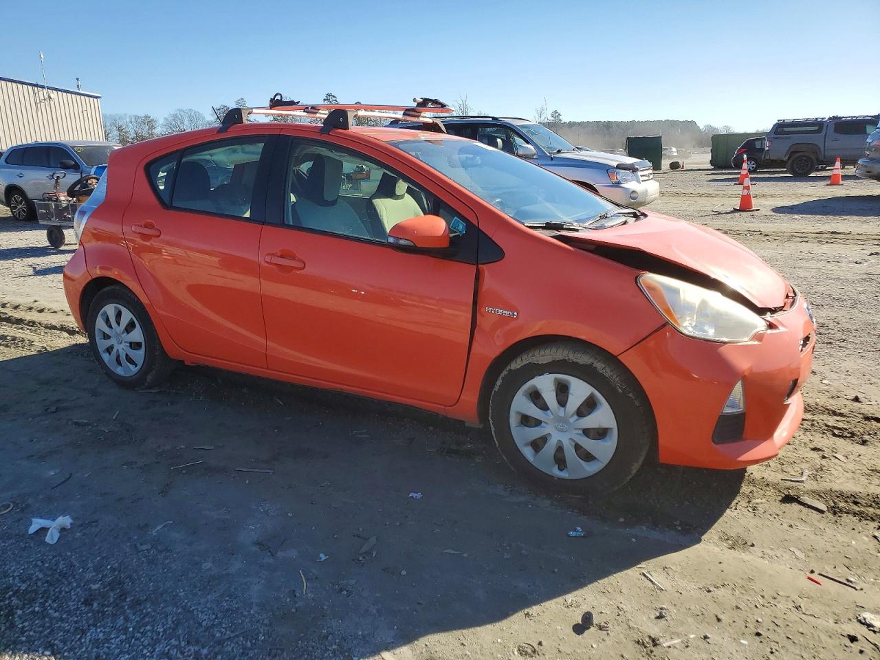 2013 TOYOTA PRIUS C photo 4