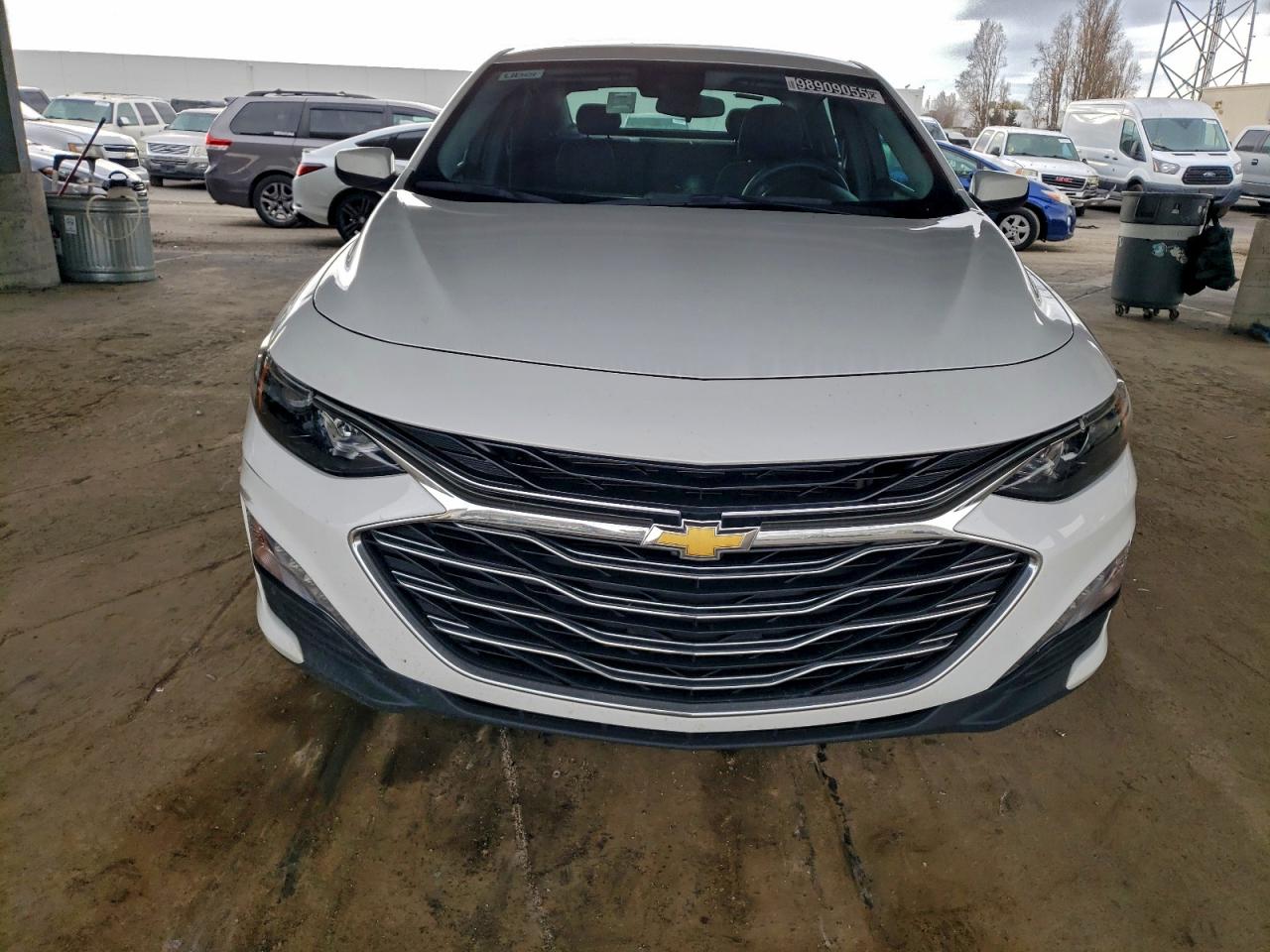 2023 CHEVROLET MALIBU LT photo 5