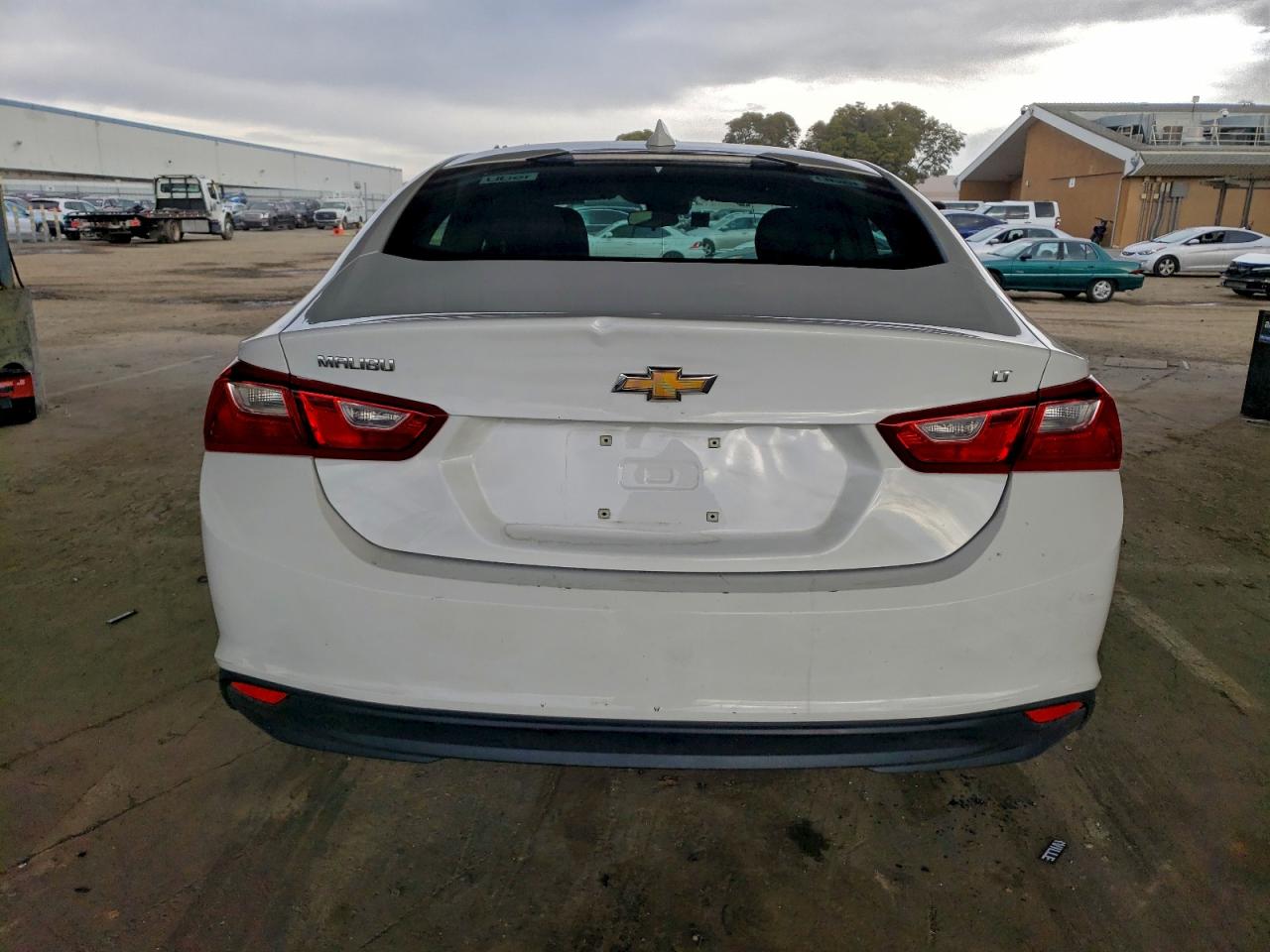 2023 CHEVROLET MALIBU LT photo 6