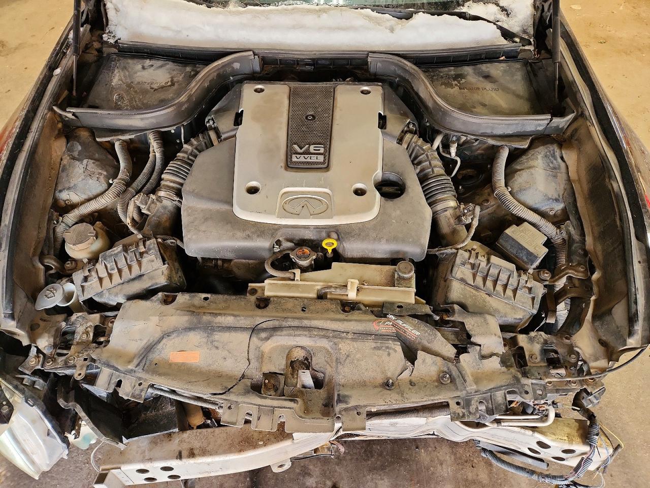 2012 INFINITI G37 photo 11
