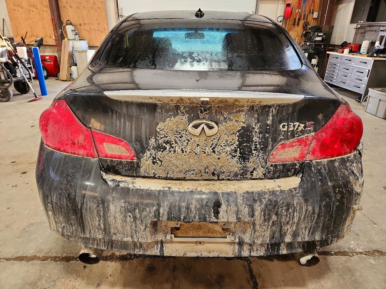 2012 INFINITI G37 photo 6