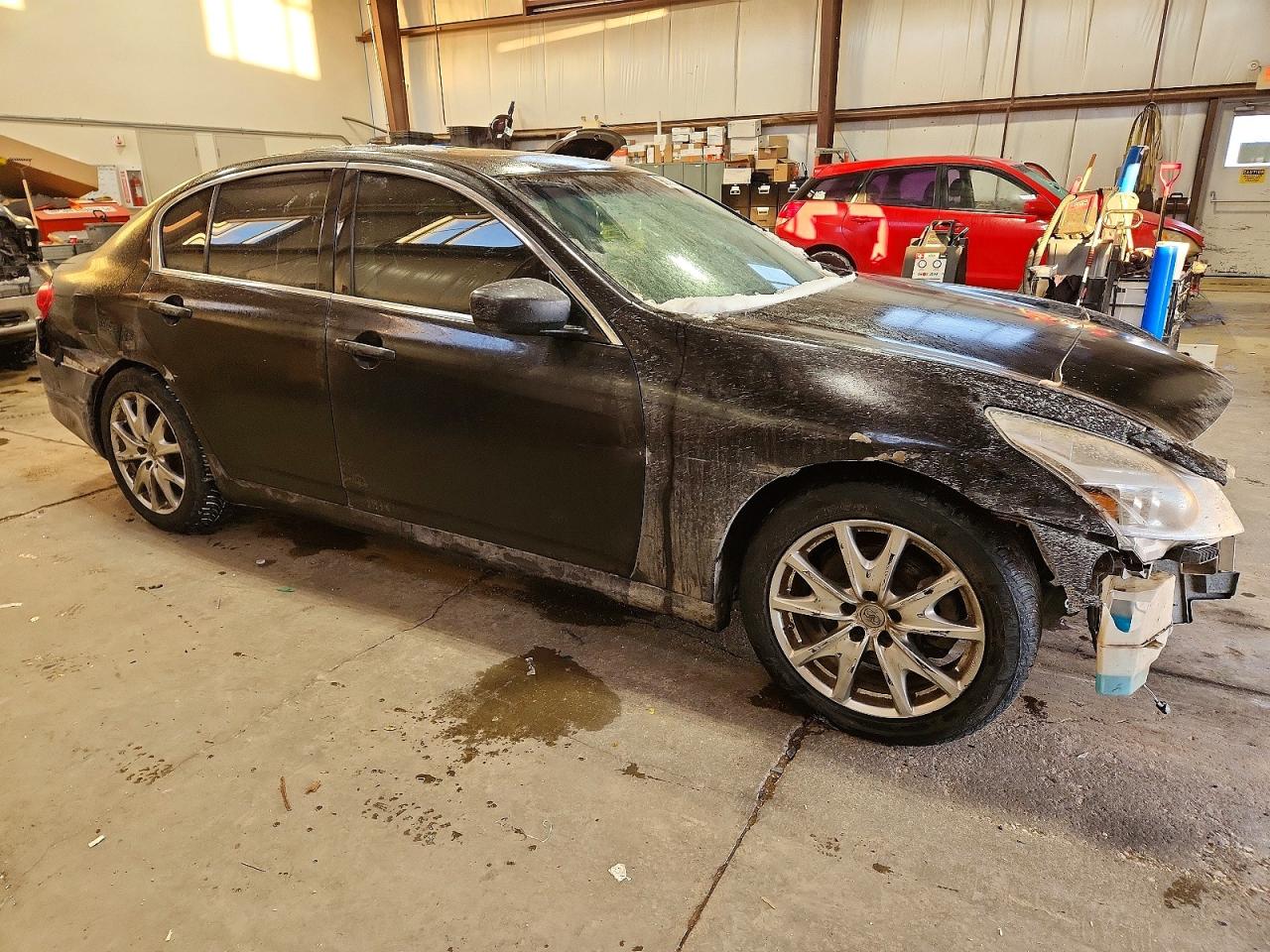 2012 INFINITI G37 photo 4