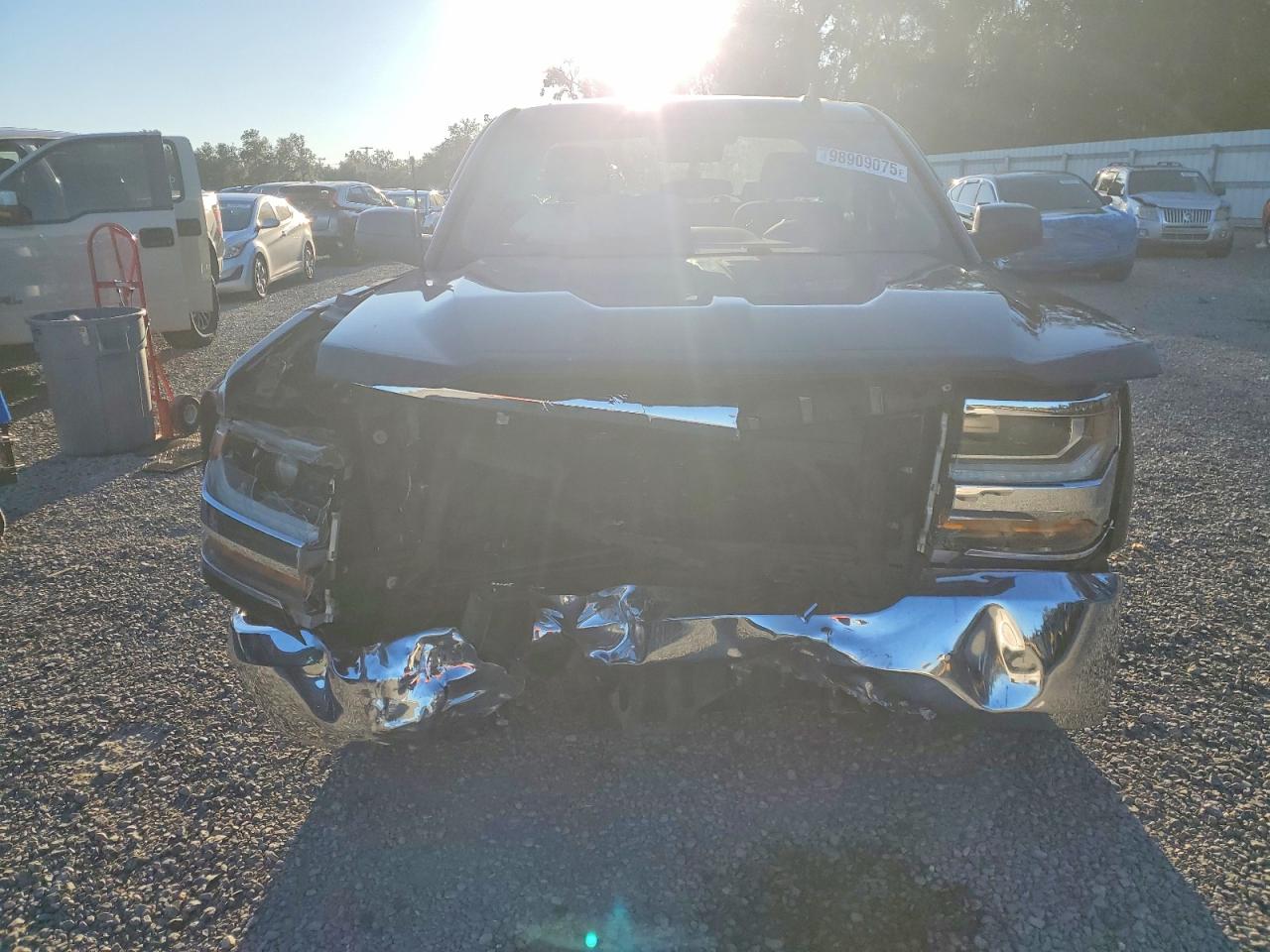 2018 CHEVROLET SILVERADO C1500 LT photo 9