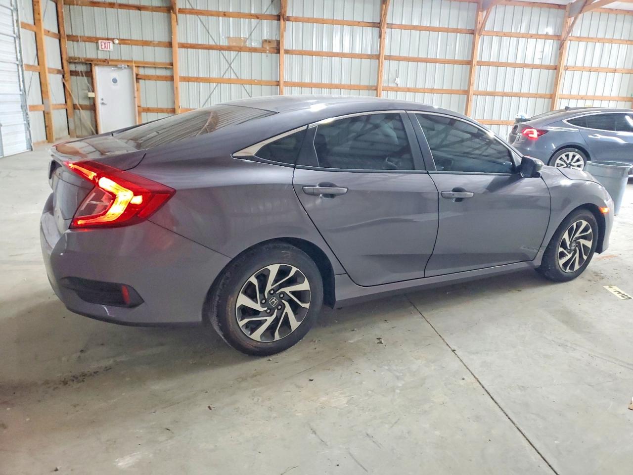 2016 HONDA CIVIC EX photo 3