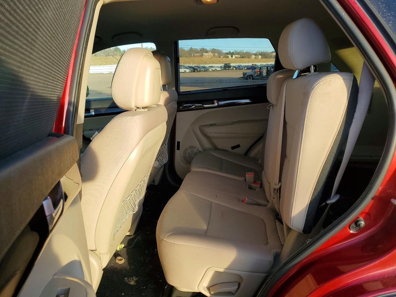 2015 KIA SORENTO LX photo 11