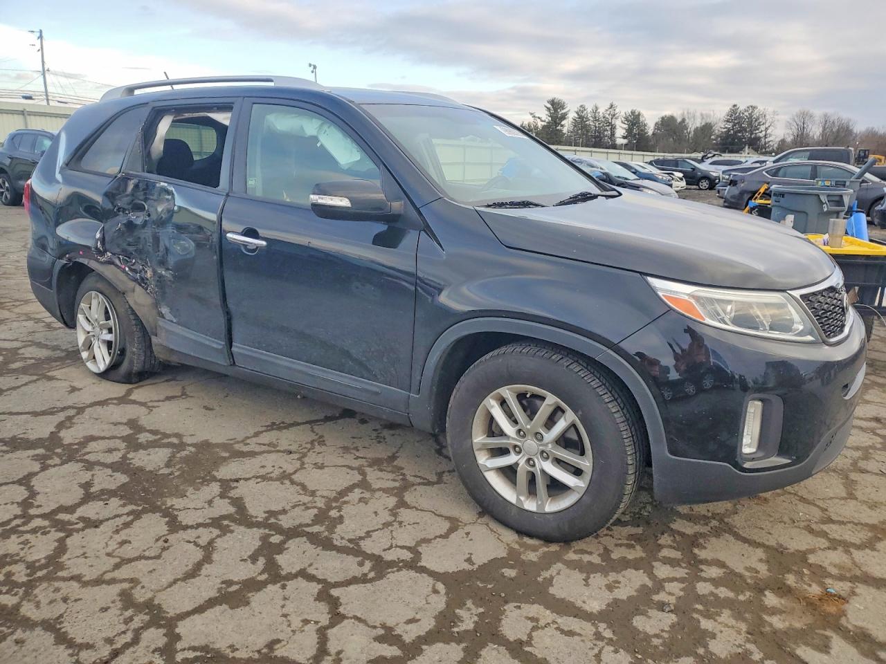 2015 KIA SORENTO LX photo 10