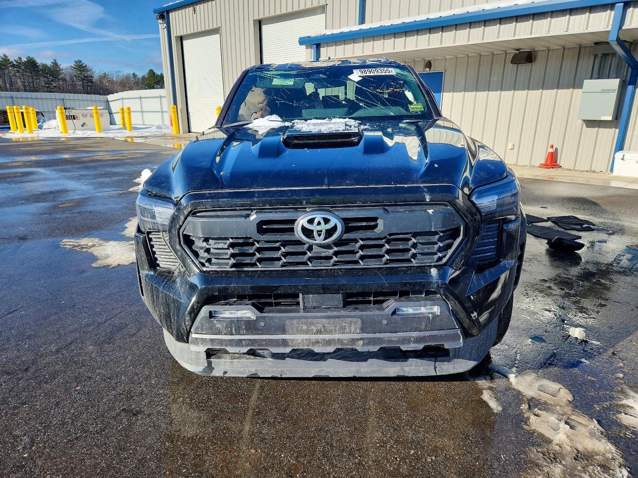 2024 TOYOTA TACOMA DOUBLE CAB photo 5
