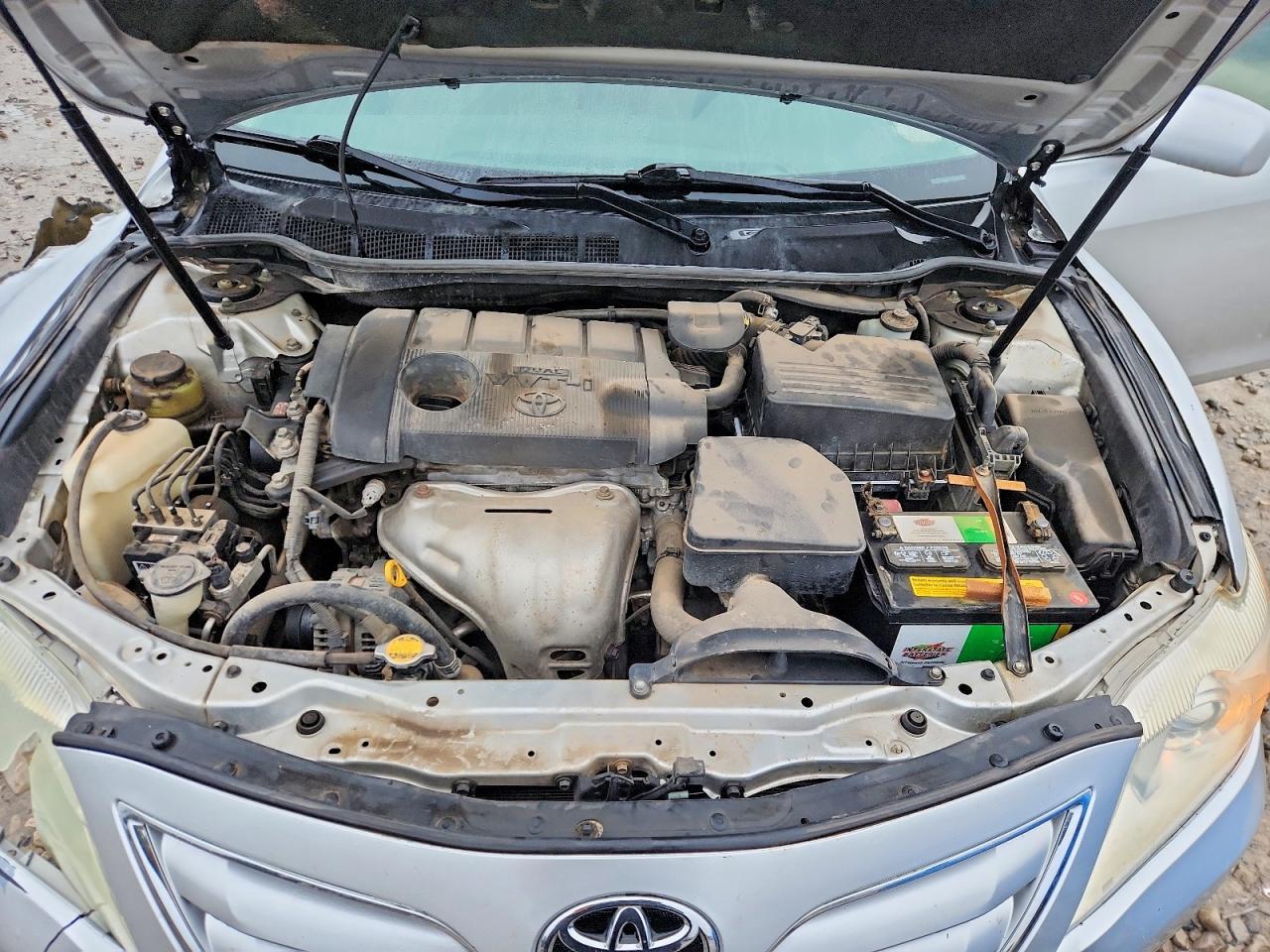 2010 TOYOTA CAMRY photo 31