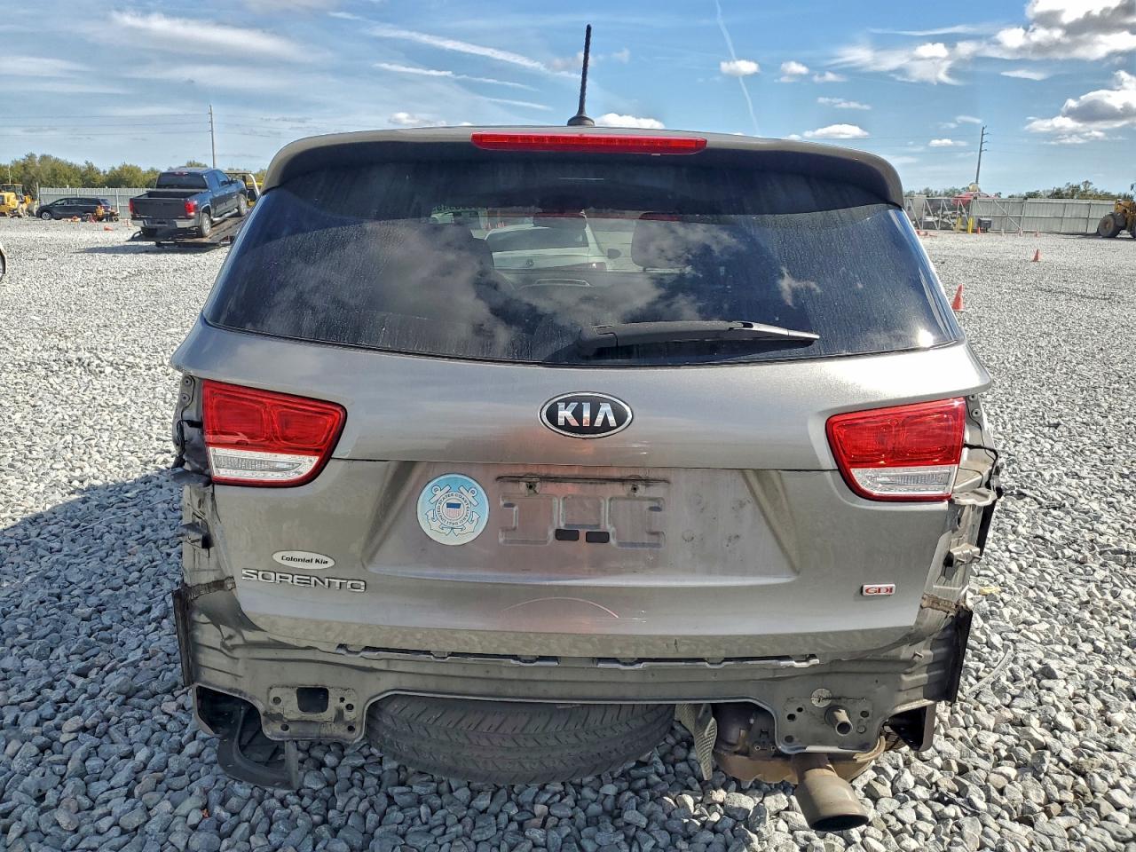 2016 KIA SORENTO LX photo 6