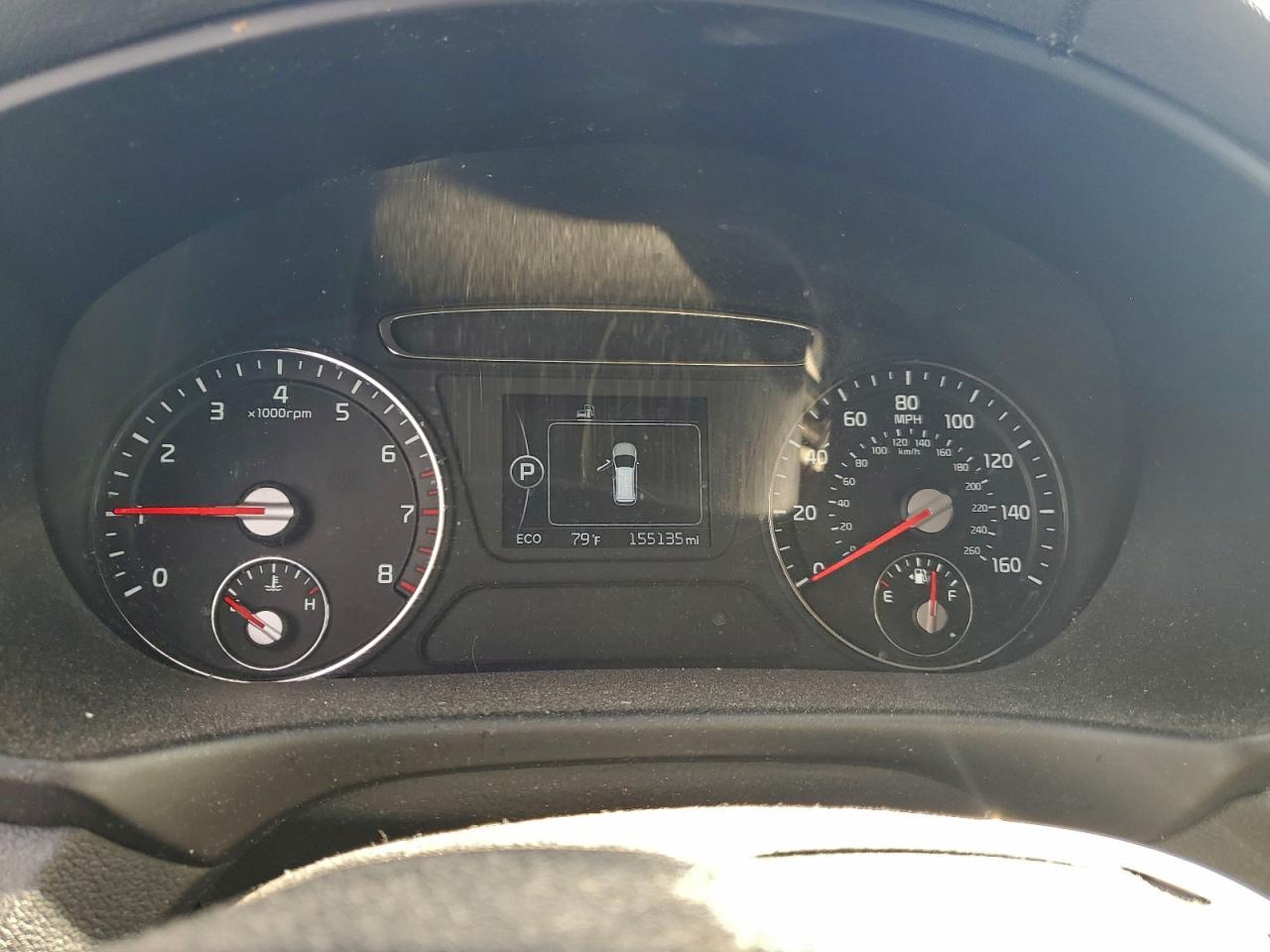 2016 KIA SORENTO LX photo 9