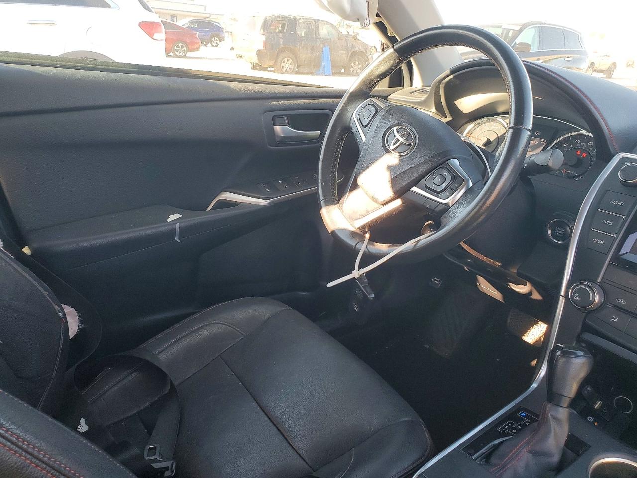 2017 TOYOTA CAMRY LE photo 19