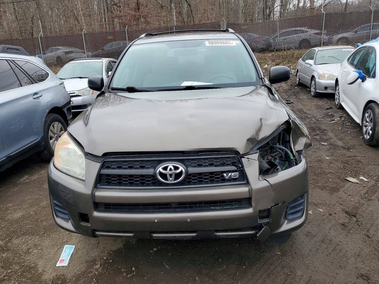 2010 TOYOTA RAV4 photo 5