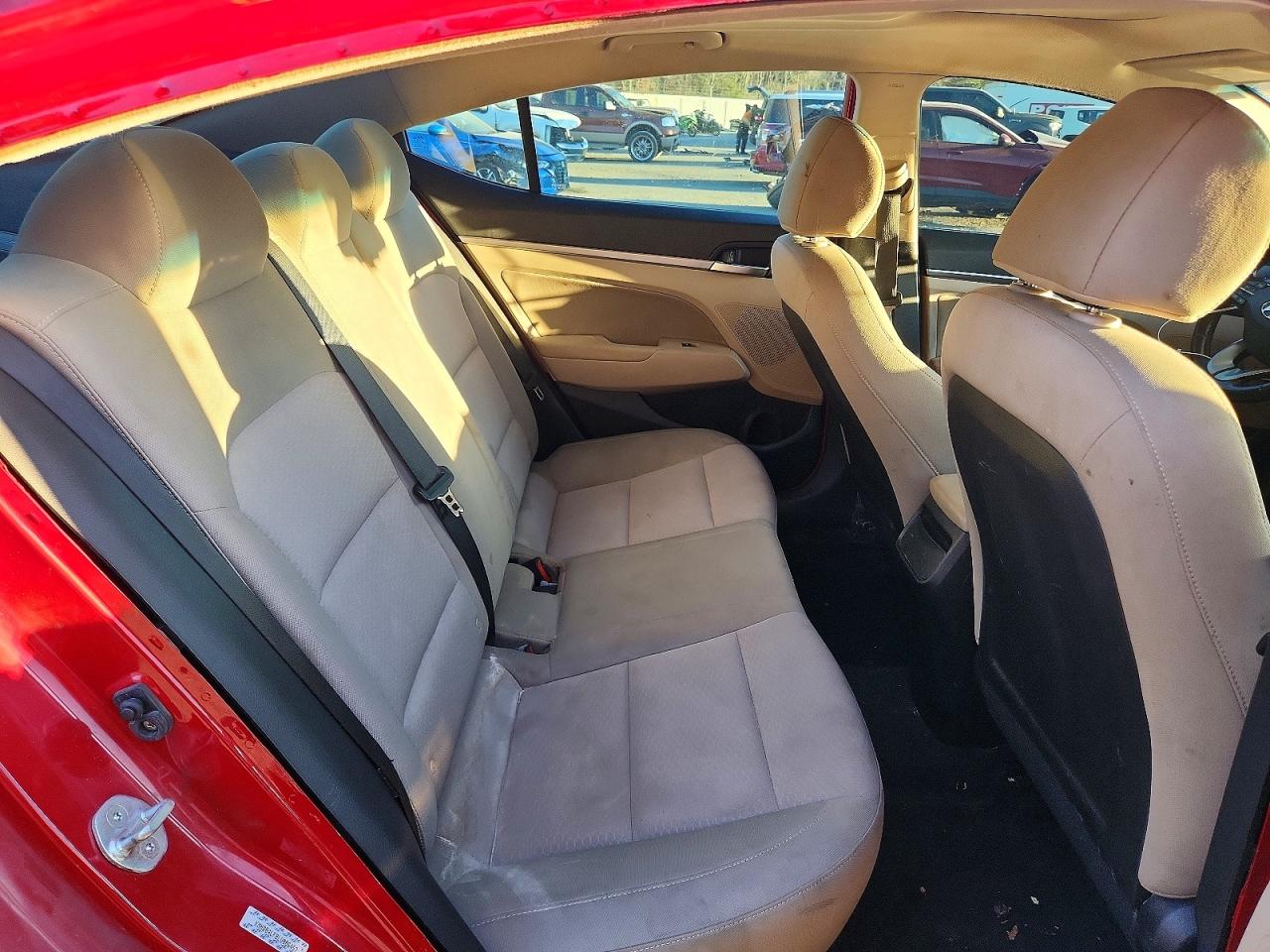 2020 HYUNDAI ELANTRA SEL photo 10