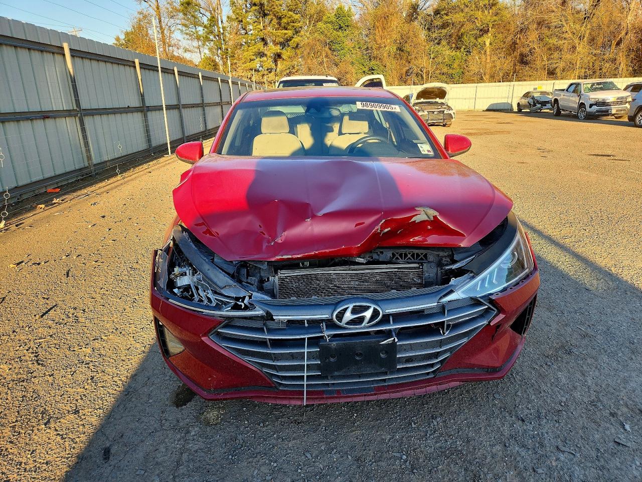 2020 HYUNDAI ELANTRA SEL photo 5