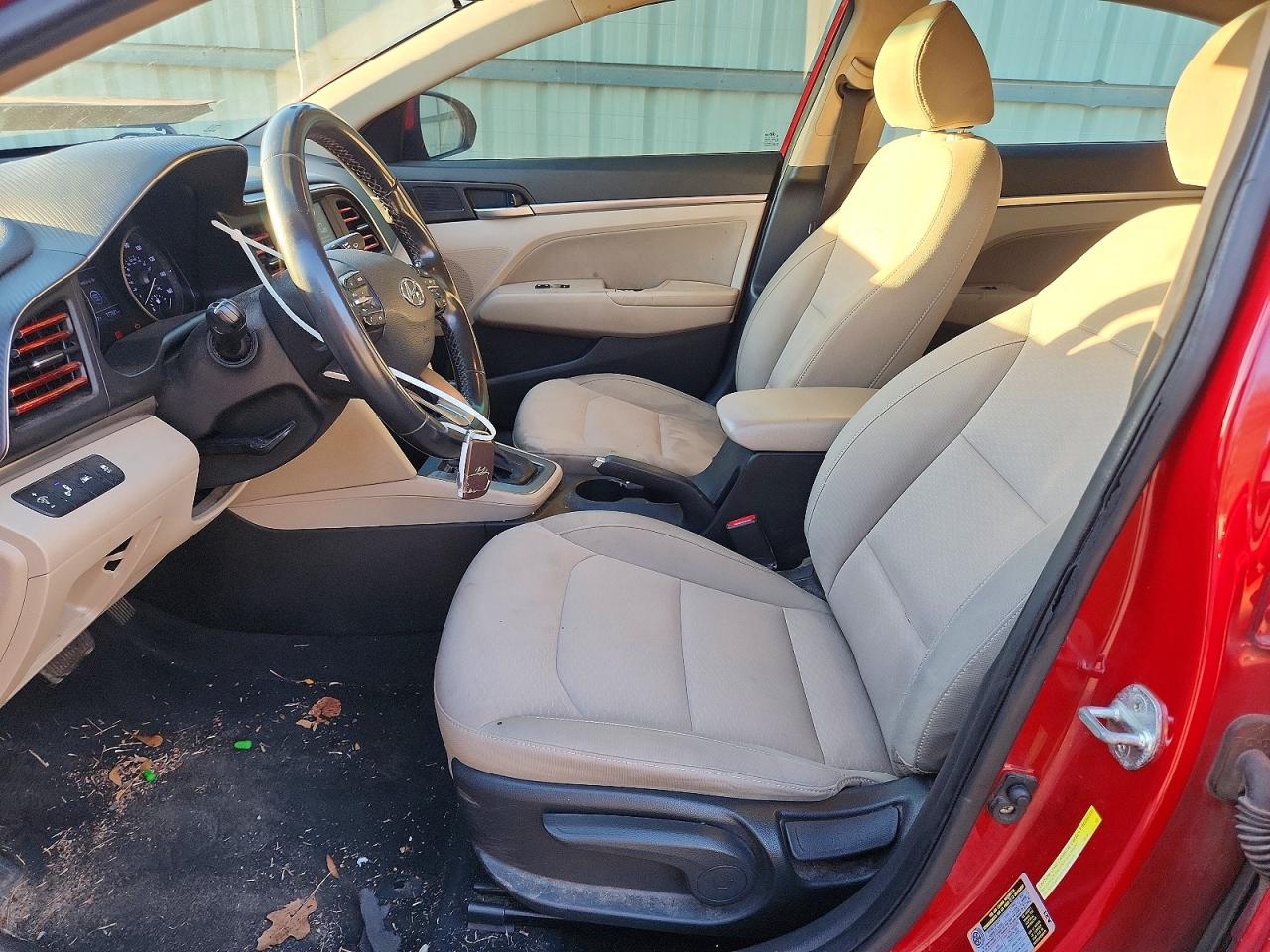 2020 HYUNDAI ELANTRA SEL photo 7