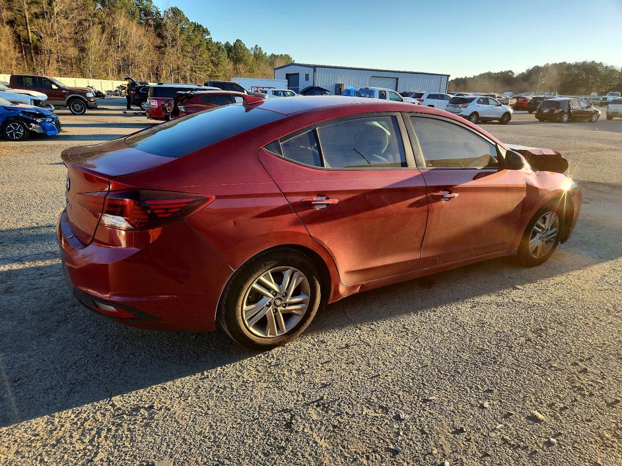 2020 HYUNDAI ELANTRA SEL photo 3