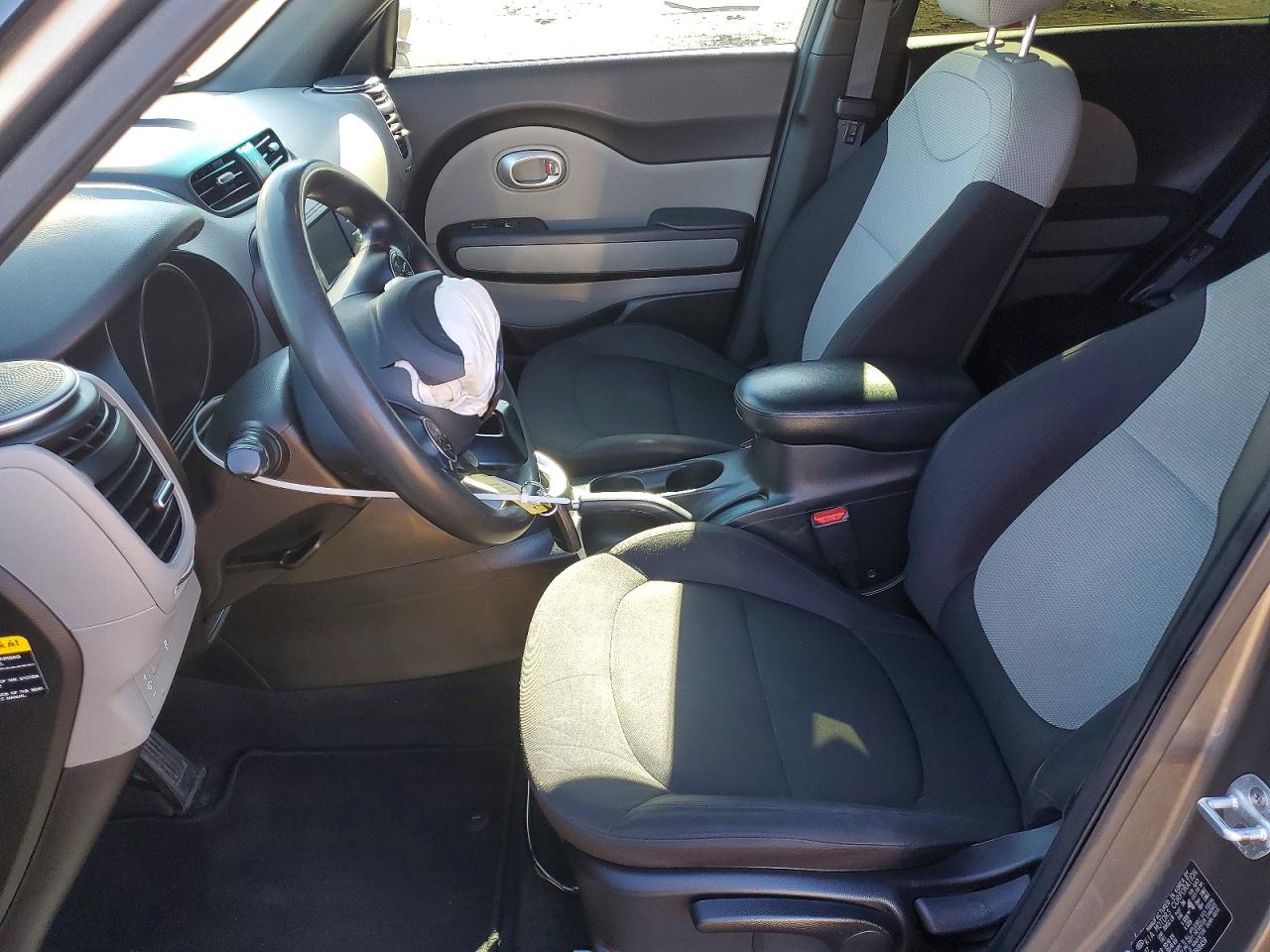 2018 KIA SOUL photo 19