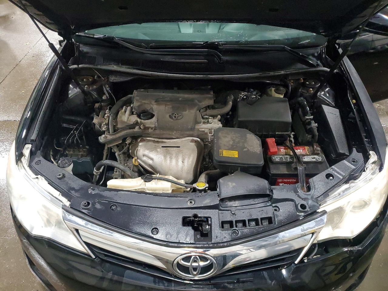 2014 TOYOTA CAMRY XLE photo 11