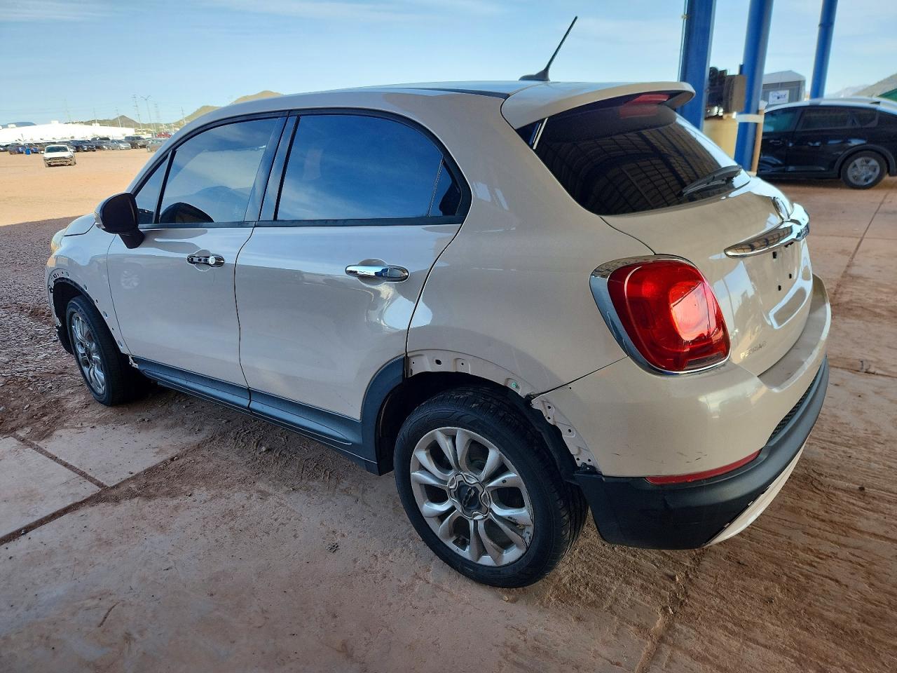 2016 FIAT 500X EASY photo 2