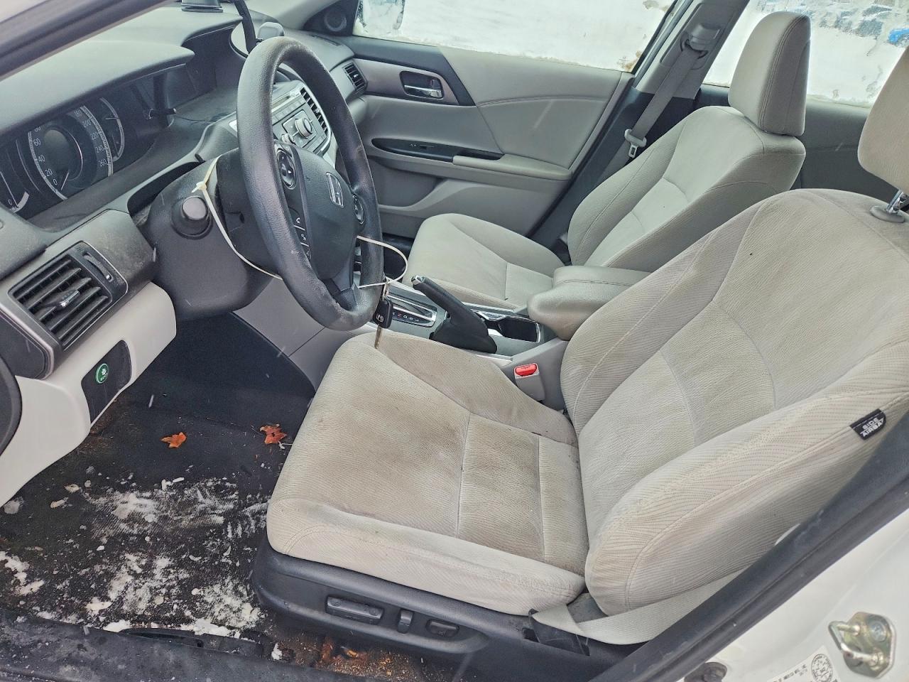 2014 HONDA ACCORD LX photo 13