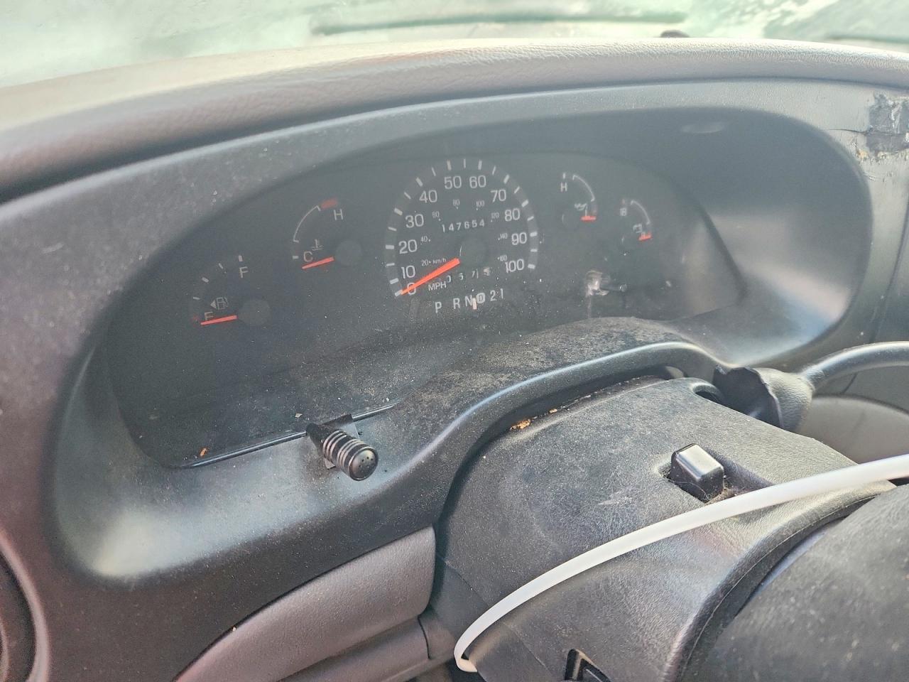 1998 FORD ECONOLINE E250 VAN photo 9