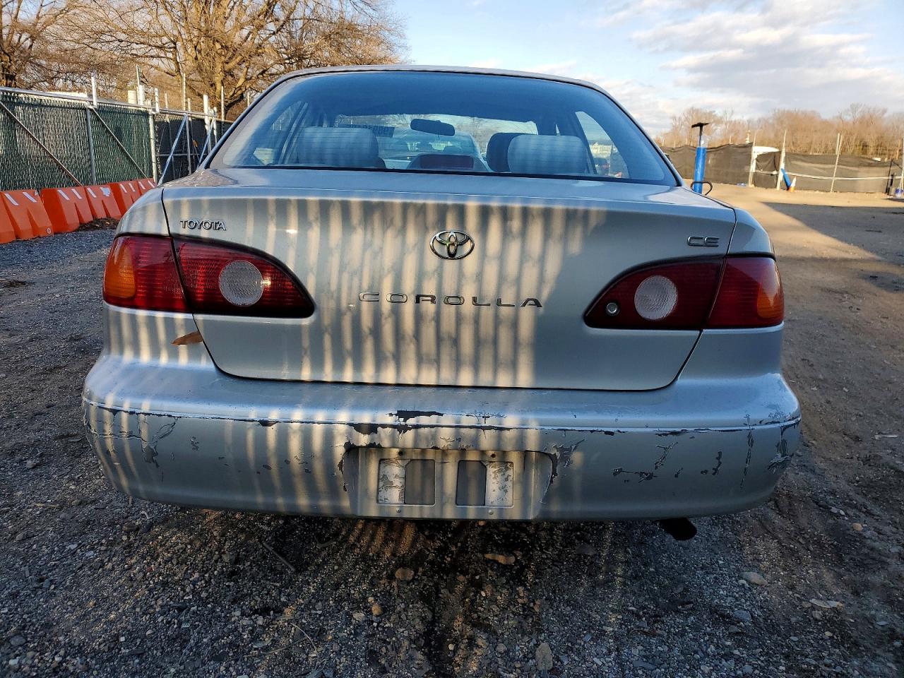 2001 TOYOTA COROLLA CE photo 6
