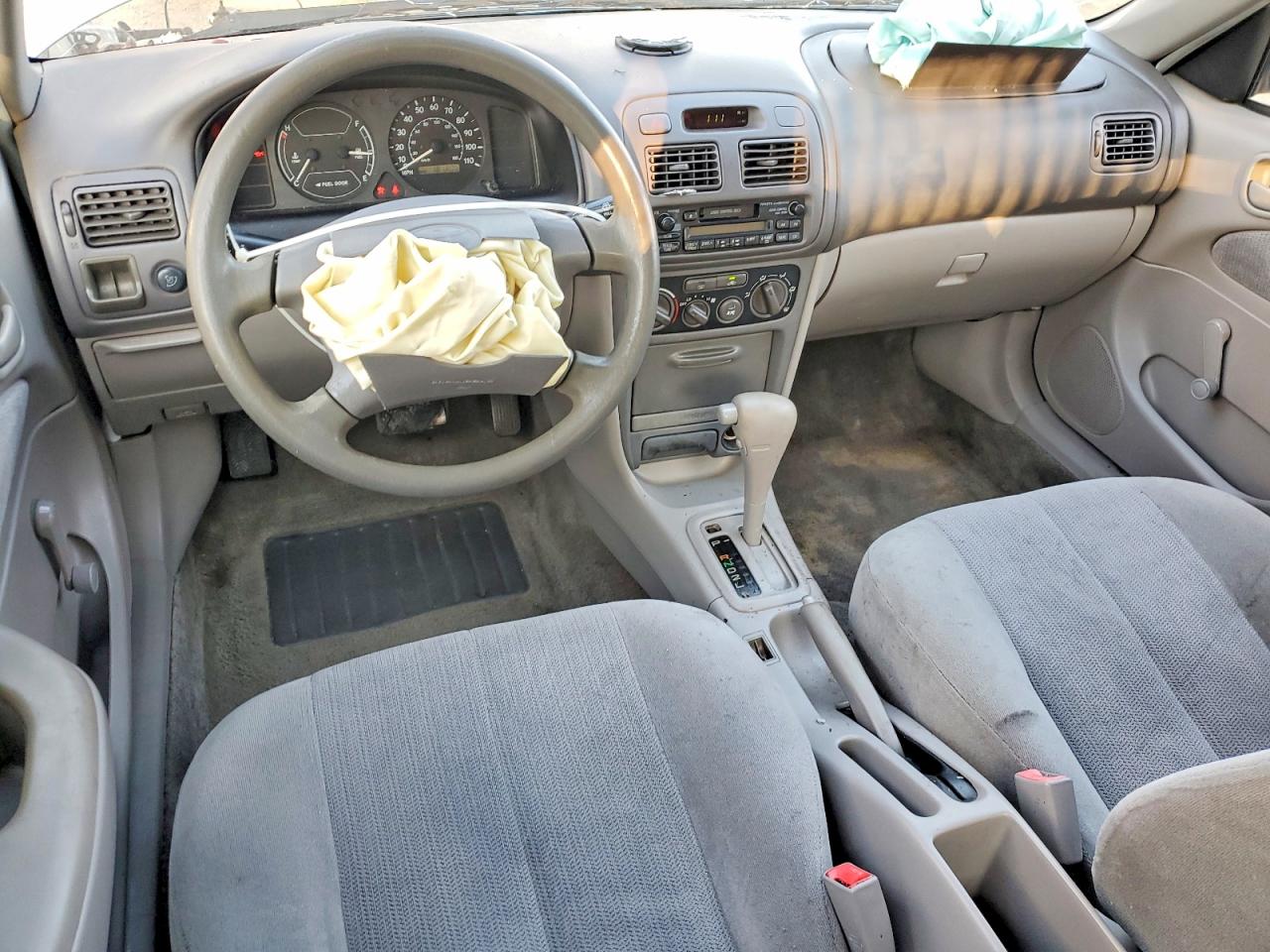 2001 TOYOTA COROLLA CE photo 8