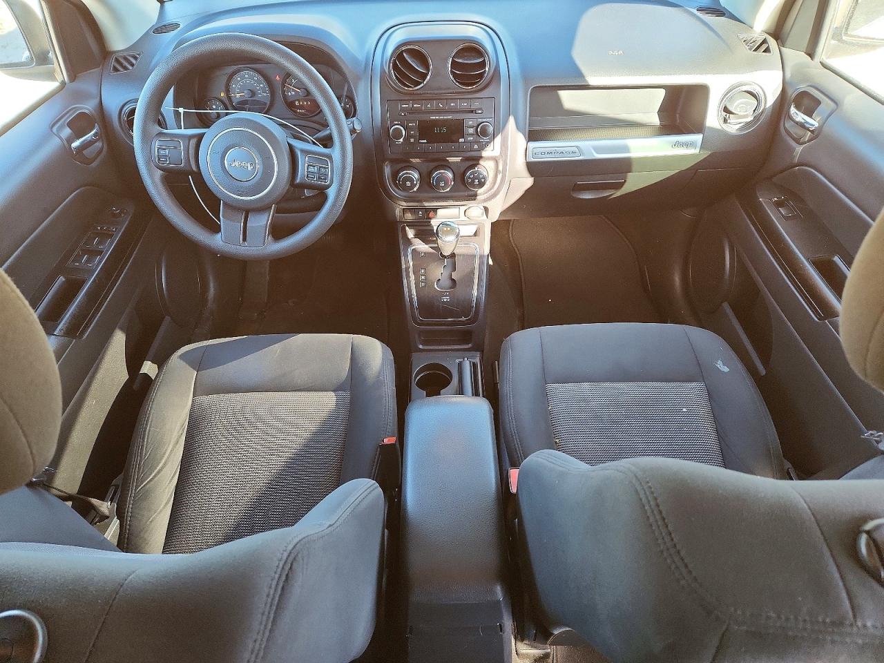 2017 JEEP COMPASS SPORT photo 8