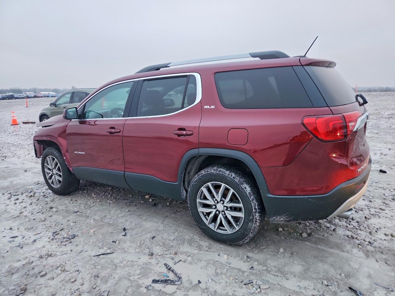 2017 GMC ACADIA SLE photo 2
