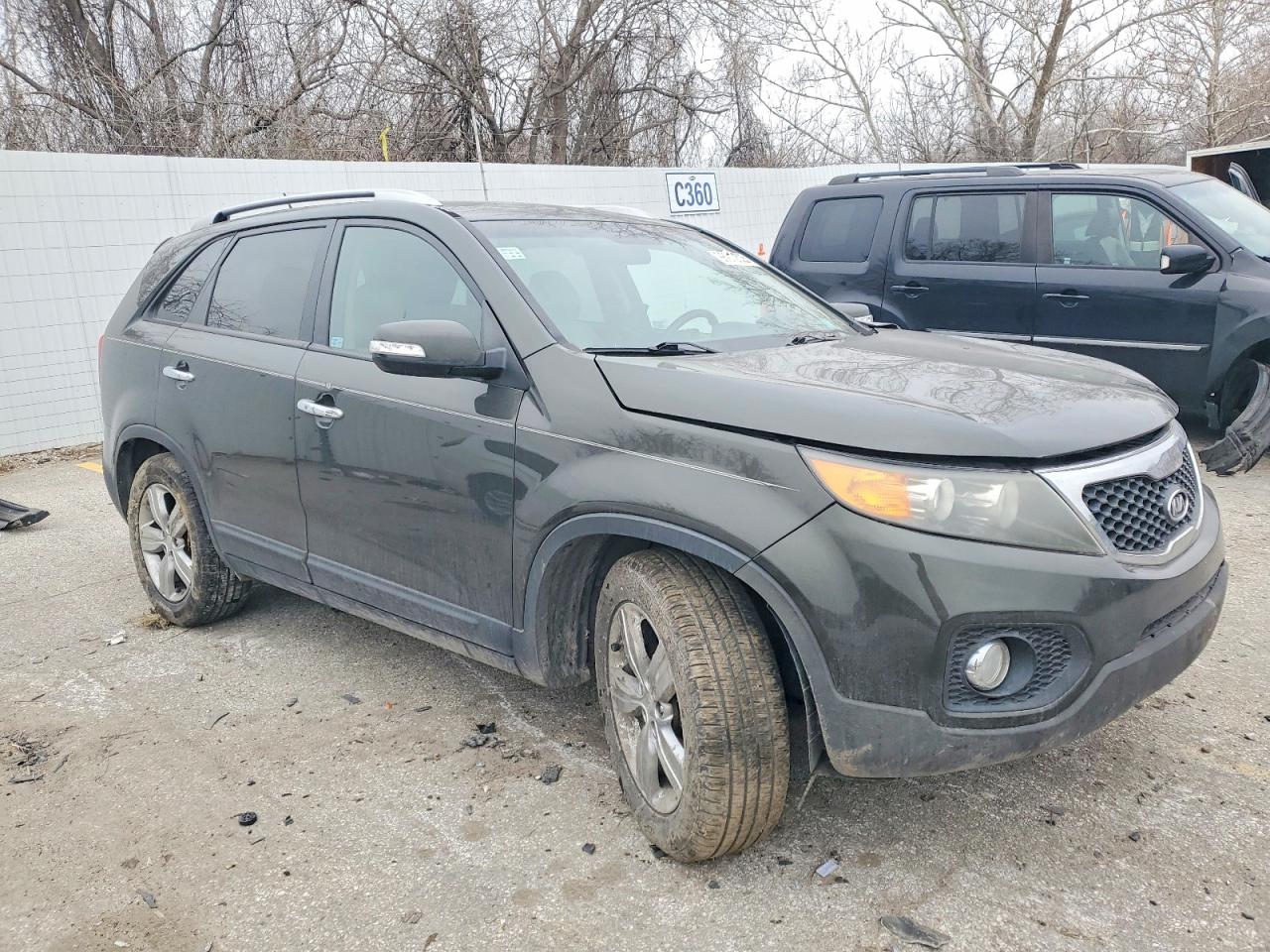 2012 KIA SORENTO EX photo 4