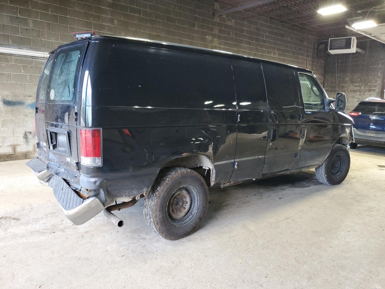 2013 FORD E250 photo 3