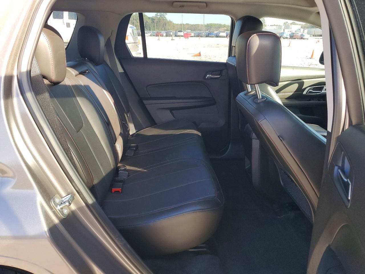 2012 GMC TERRAIN SLT photo 11