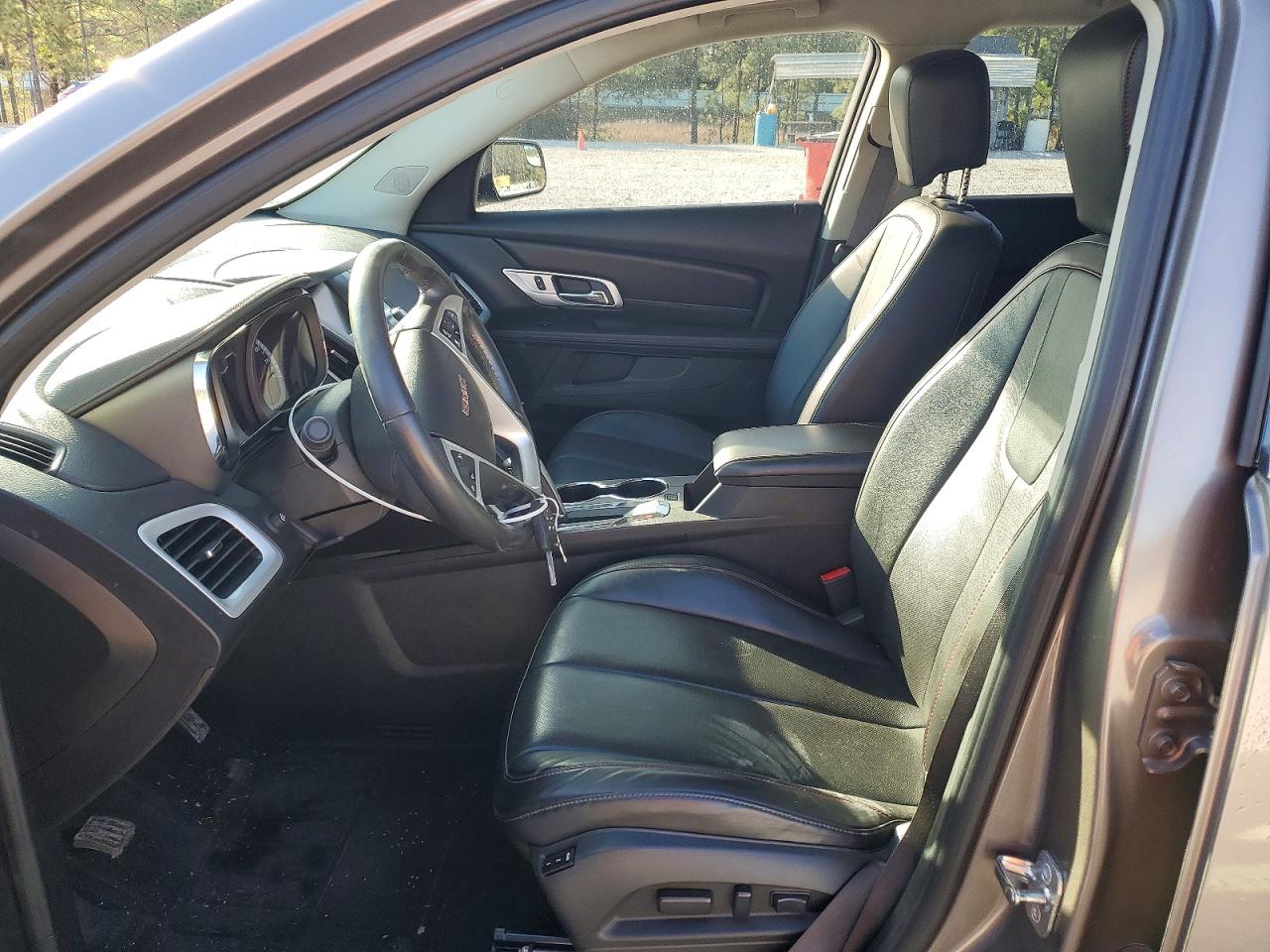 2012 GMC TERRAIN SLT photo 7