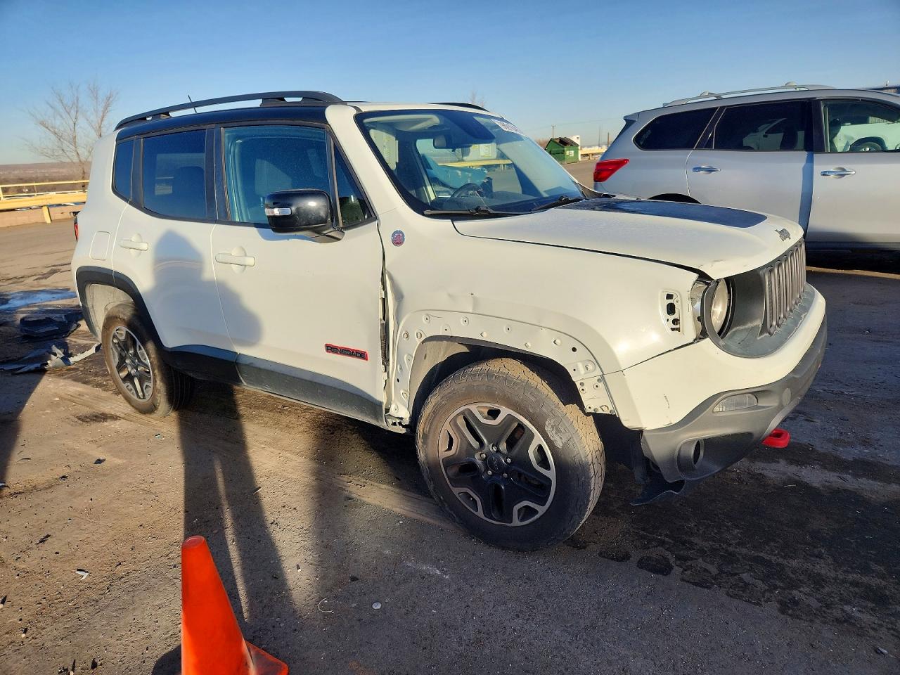2017 JEEP RENEGADE TRAILHAWK photo 4