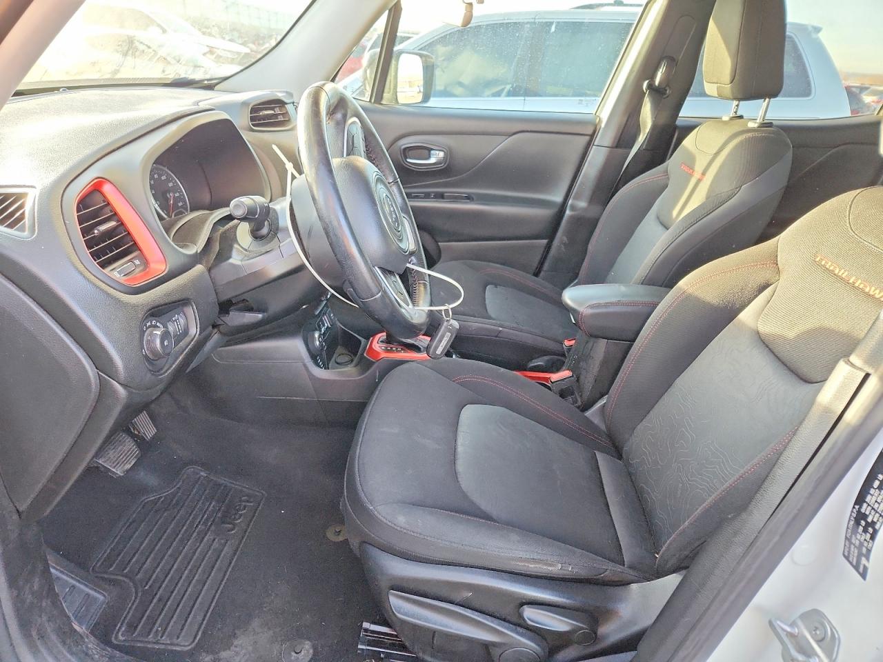 2017 JEEP RENEGADE TRAILHAWK photo 7