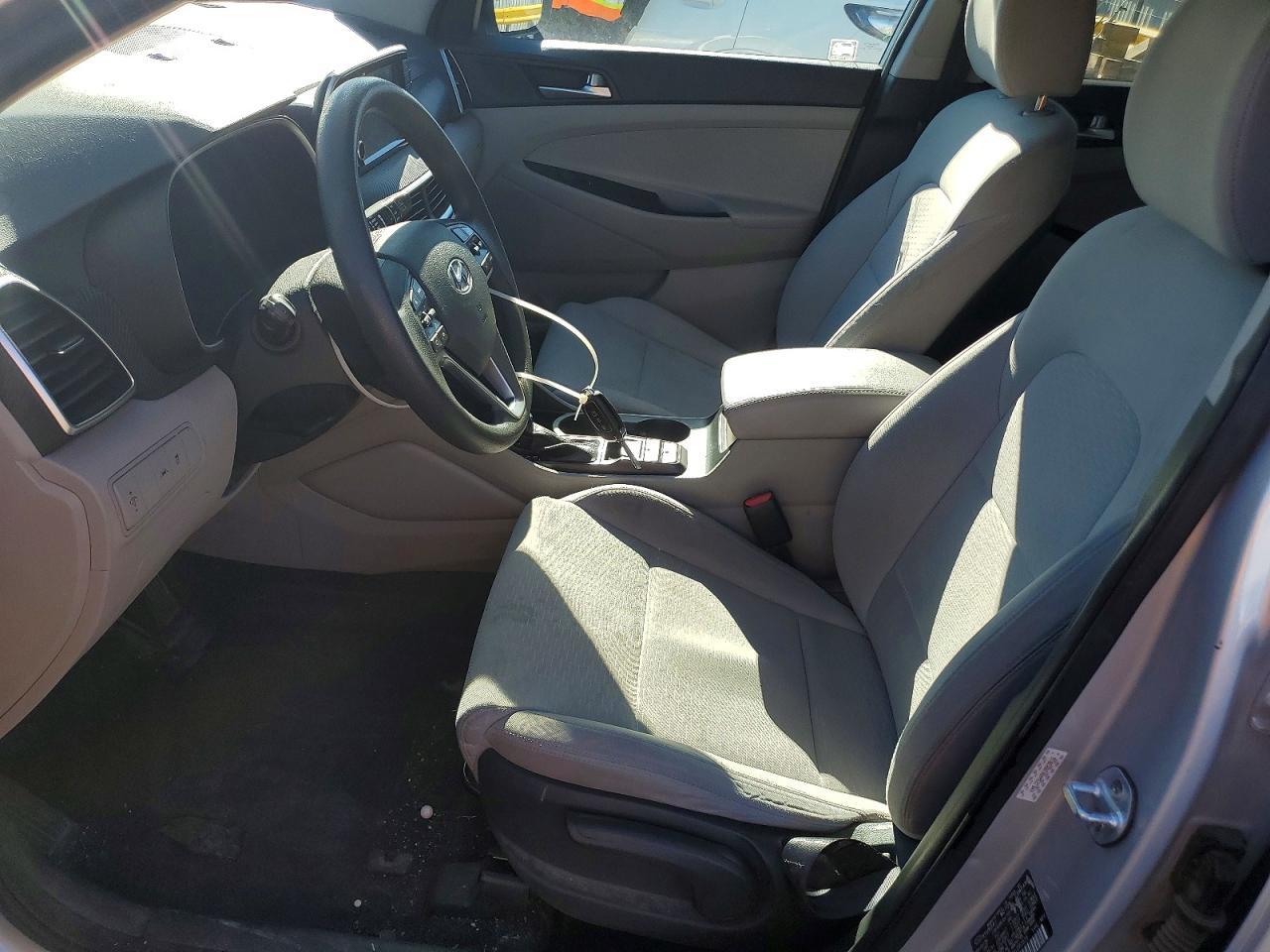 2019 HYUNDAI TUCSON SE photo 19
