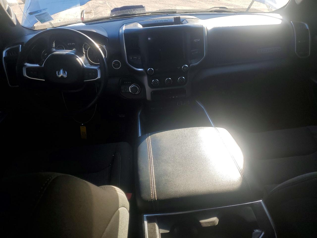 2019 RAM 1500 BIG HORN/LONE STAR photo 15