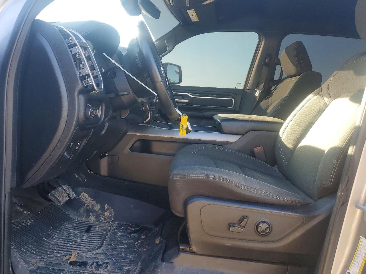 2019 RAM 1500 BIG HORN/LONE STAR photo 13