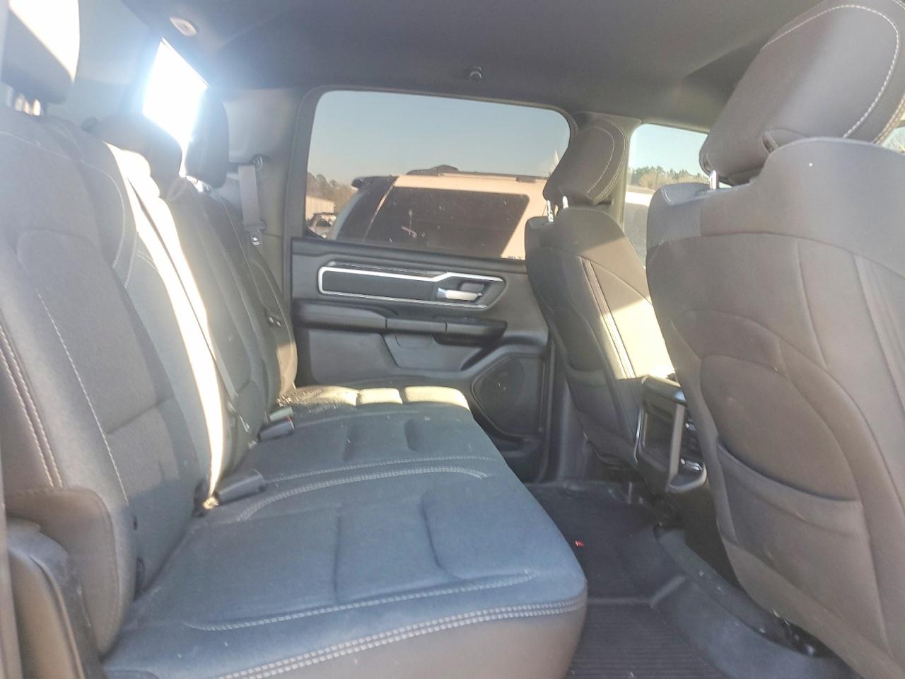 2019 RAM 1500 BIG HORN/LONE STAR photo 19